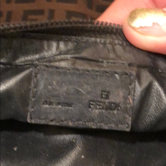 Authentic Fendi small clutch - Picture 3 of 5